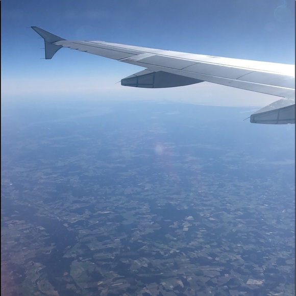 Meet your Posher, Jessica - Picture 1 of 1